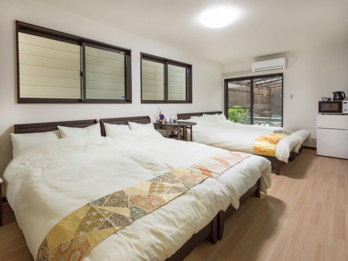 Triple Room with Terrace