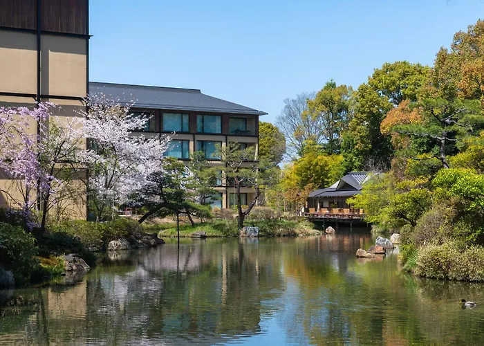 Hotel met zwembad: Four Seasons Hotel Kyoto